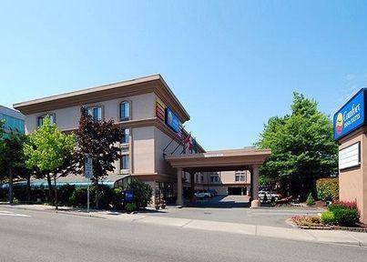 Comfort Inn & Suites Airport