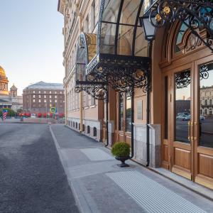отель Lotte Hotel St. Petersburg