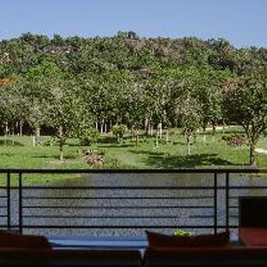 отель Blue Canyon Country Club