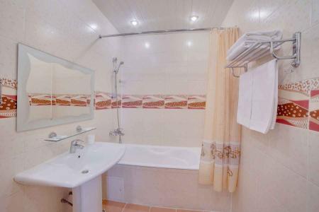 Отель Максима Заря в Москва - Россия