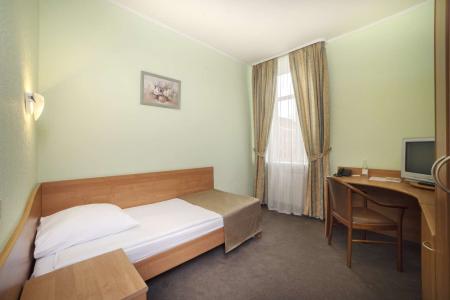 Отель Максима Заря в Москва - Россия