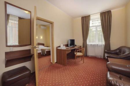 Отель Максима Заря в Москва - Россия