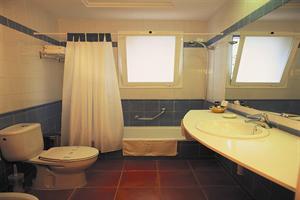 Отель Best Western Les Palmeres в Калелья - Испания