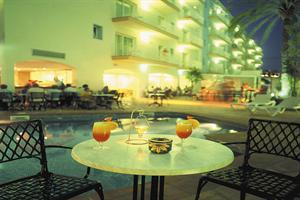 Отель Best Western Les Palmeres в Калелья - Испания