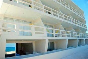Отель Rocamar Hotel Panoramico в Исла Мухерес (о.Женщин) - Мексика