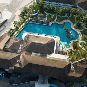 отель NH Boat Lagoon Resort