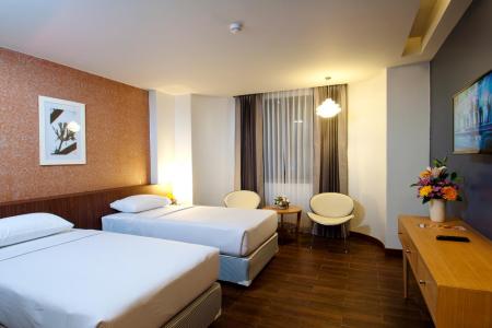 Отель Flipper Lodge в Паттайя Бич Роад - Таиланд