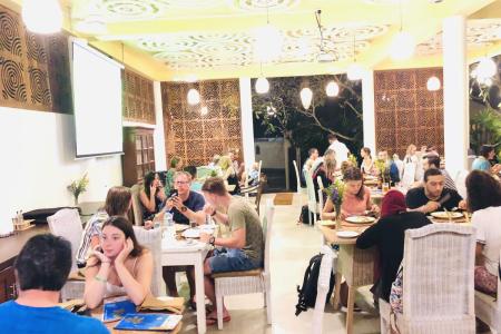 Отель Thaproban Beach House в Унаватуна - Шри-Ланка