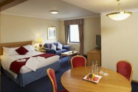 DoubleTree by Hilton Manchester Airport