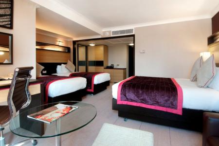 DoubleTree by Hilton Manchester Airport