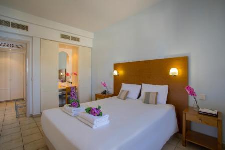 Отель Louis Althea Beach в Протарас - Кипр