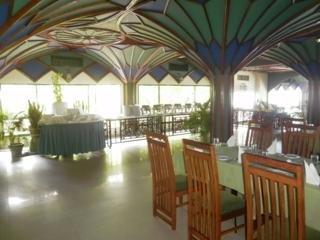 Отель Peacock Beach Hotel в Хамбантота - Шри-Ланка