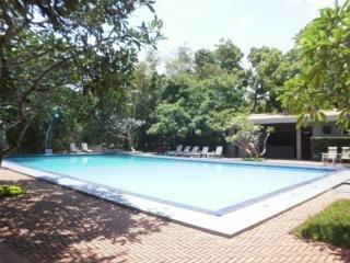 Отель Peacock Beach Hotel в Хамбантота - Шри-Ланка