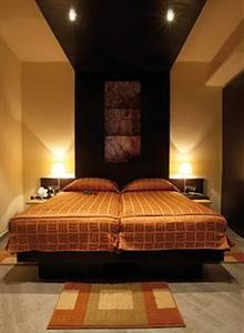 отель Dellarosa Boutique Hotel