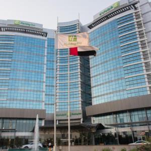 отель Holiday Inn Abu Dhabi