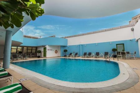 Отель Holiday Inn Abu Dhabi в Абу Даби  Аль Айн - ОАЭ