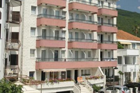 Отель Apartment Radjenovic в Будва - Черногория