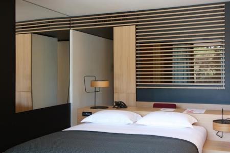 Lone Hotel by Maistra Collection