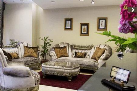 Boutique Maywood Hotel