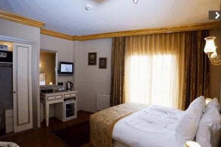 Boutique Maywood Hotel