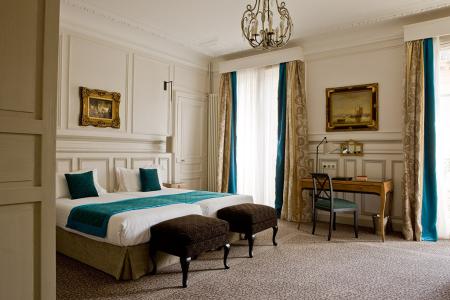 Отель Astotel Hotel Bradford Elysees в Париж - Франция