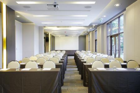 Отель Ibis Bangkok Riverside в Бангкок - Таиланд