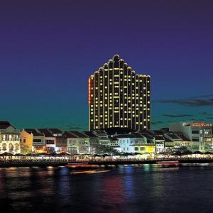 отель Furama City Centre