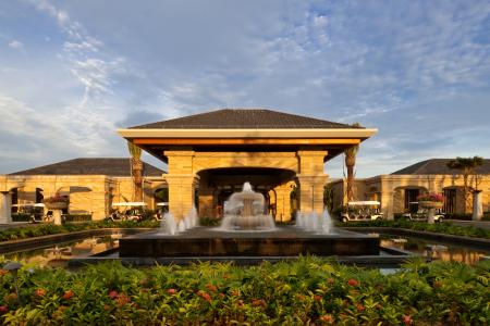 Отель Wanda Reign Resort & Villas в Хайтанг - Китай