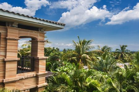 Отель Wanda Reign Resort & Villas в Хайтанг - Китай