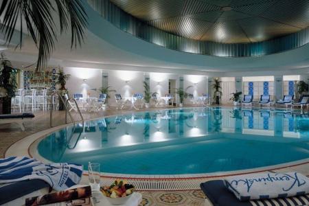 Отель Hotel Bristol Berlin в Берлин - Германия