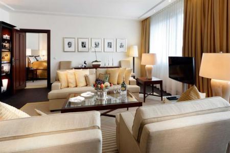 Отель Hotel Bristol Berlin в Берлин - Германия