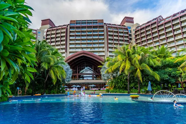 Pullman Oceanview Sanya Bay Resort & Spa