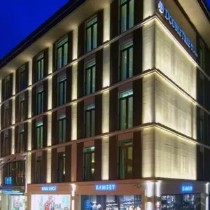 отель DoubleTree By Hilton Istanbul - Old Town