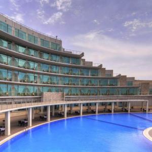 отель Ramada Baku
