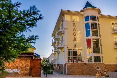 Отель Прага в Николаевка - Россия