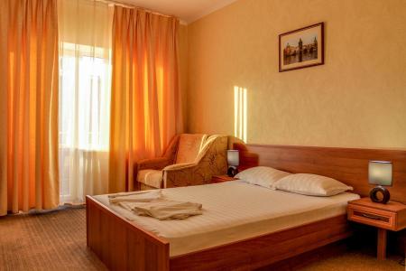 Отель Прага в Николаевка - Россия