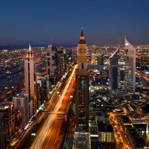 отель The Tower Plaza Hotel Dubai