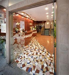 Отель Gaudi в Таррагона - Испания