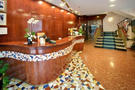 Отель Gaudi в Таррагона - Испания