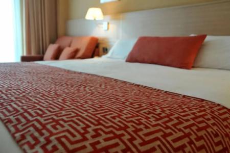 Отель Class Valls в Таррагона - Испания