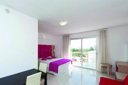 Отель FUN&SUN SMART Marlita Beach в Протарас - Кипр