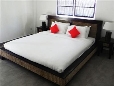 Отель St. Lachlan Hotel & Suites в Негомбо - Шри-Ланка