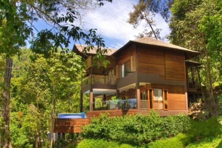 Отель Bunga Raya Island Resort в Кота Кинабалу - Малайзия