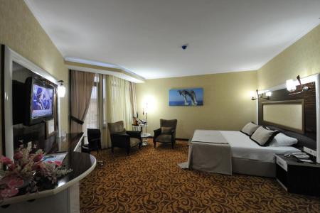 Elegance Resort Hotel