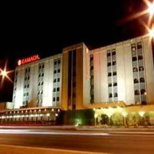 отель Ramada Bahrain