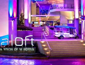 отель Aloft Bangkok - Sukhumvit 11