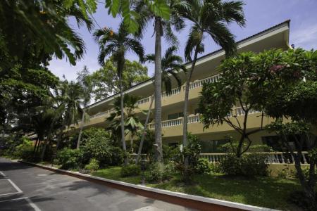 Отель Twin Palms Resort в Паттайя Бич Роад - Таиланд