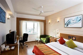 Отель Lemon Tree Hotel в Ахмадабад - Индия