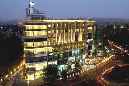 Fortune Select Metropolitan