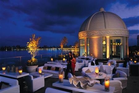 Отель InterContinental Marine Drive в Мумбаи (Бомбей) - Индия